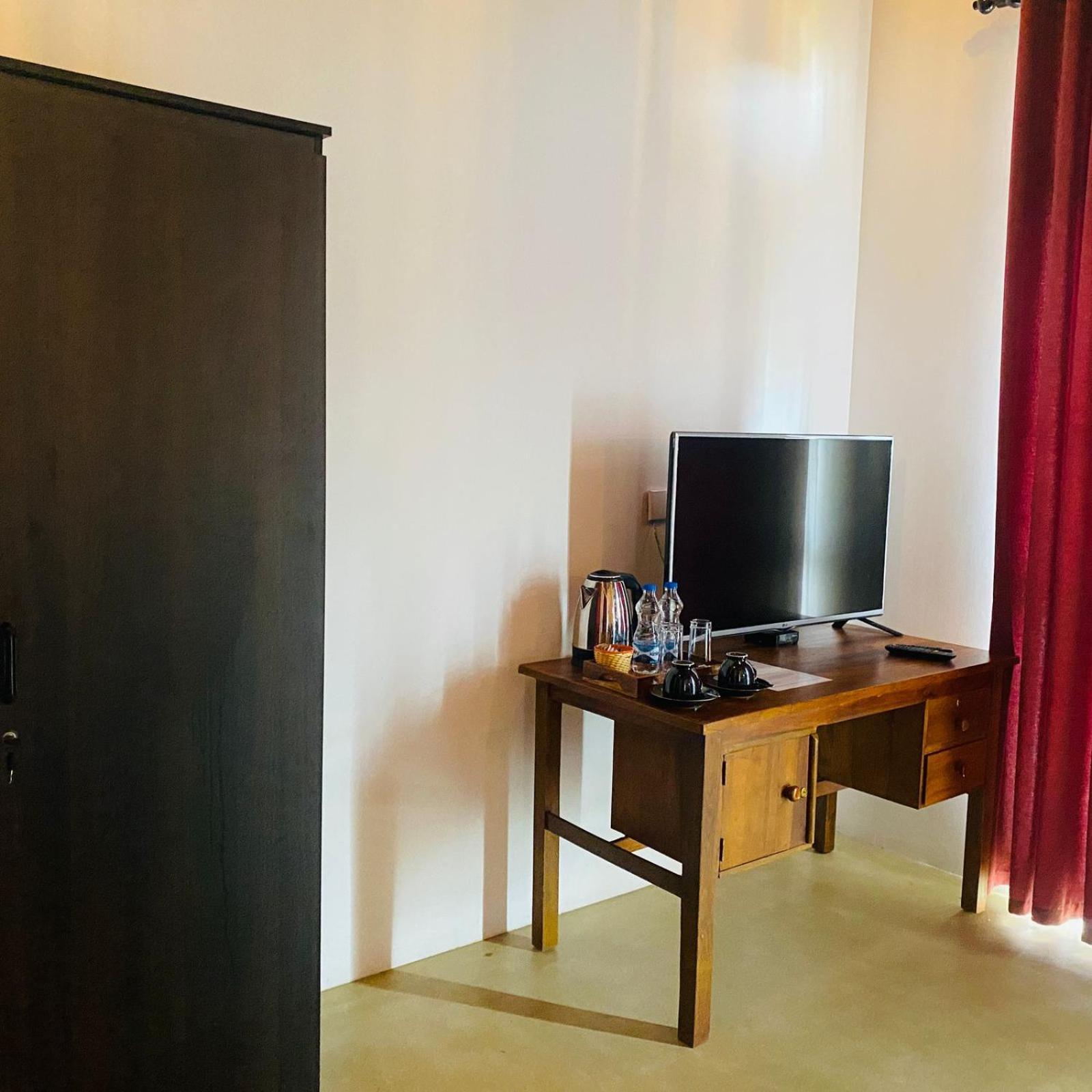 Shima Guni Beach Club Hotel Матара Стая снимка